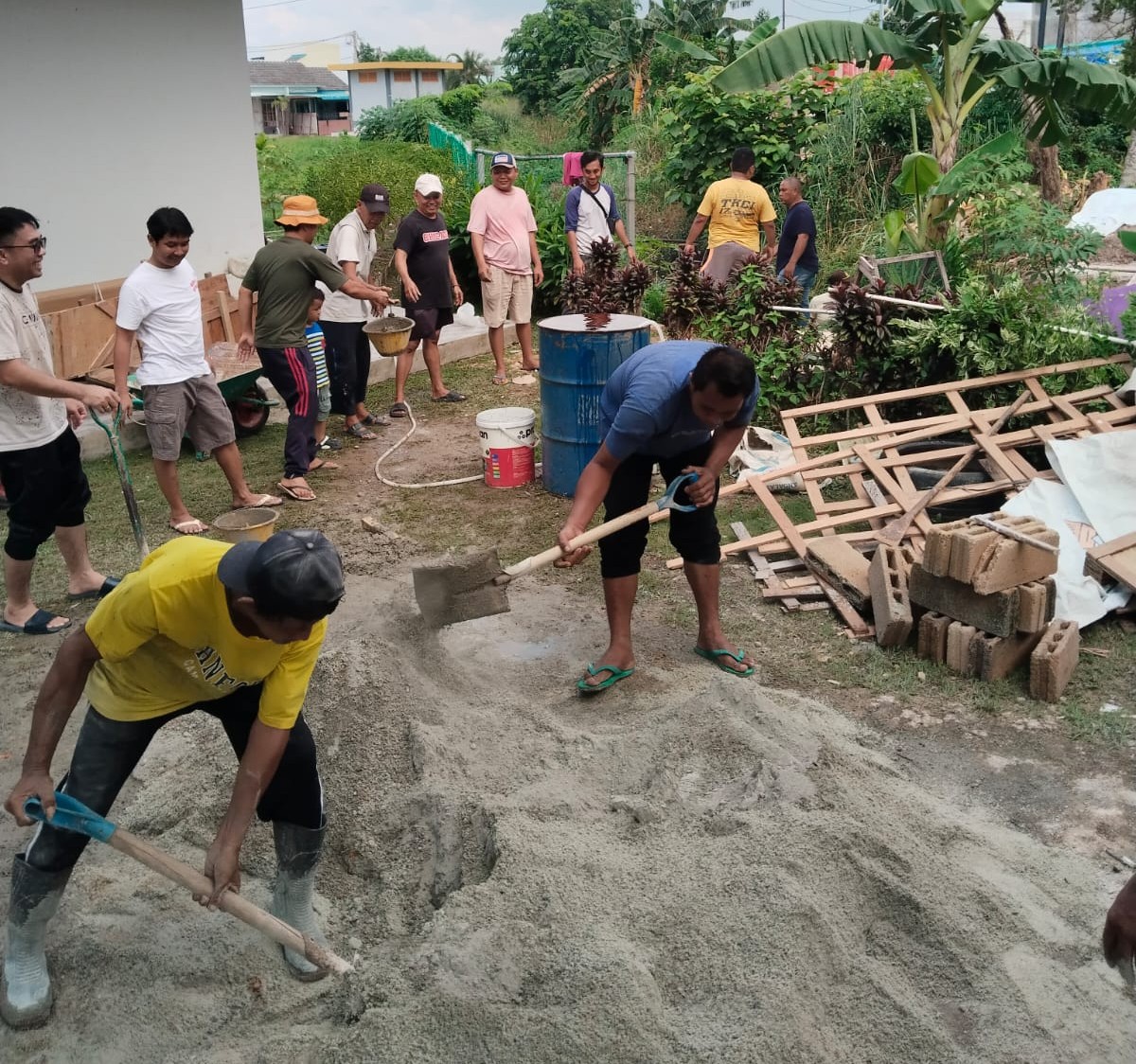 Kerja Bakti Warga